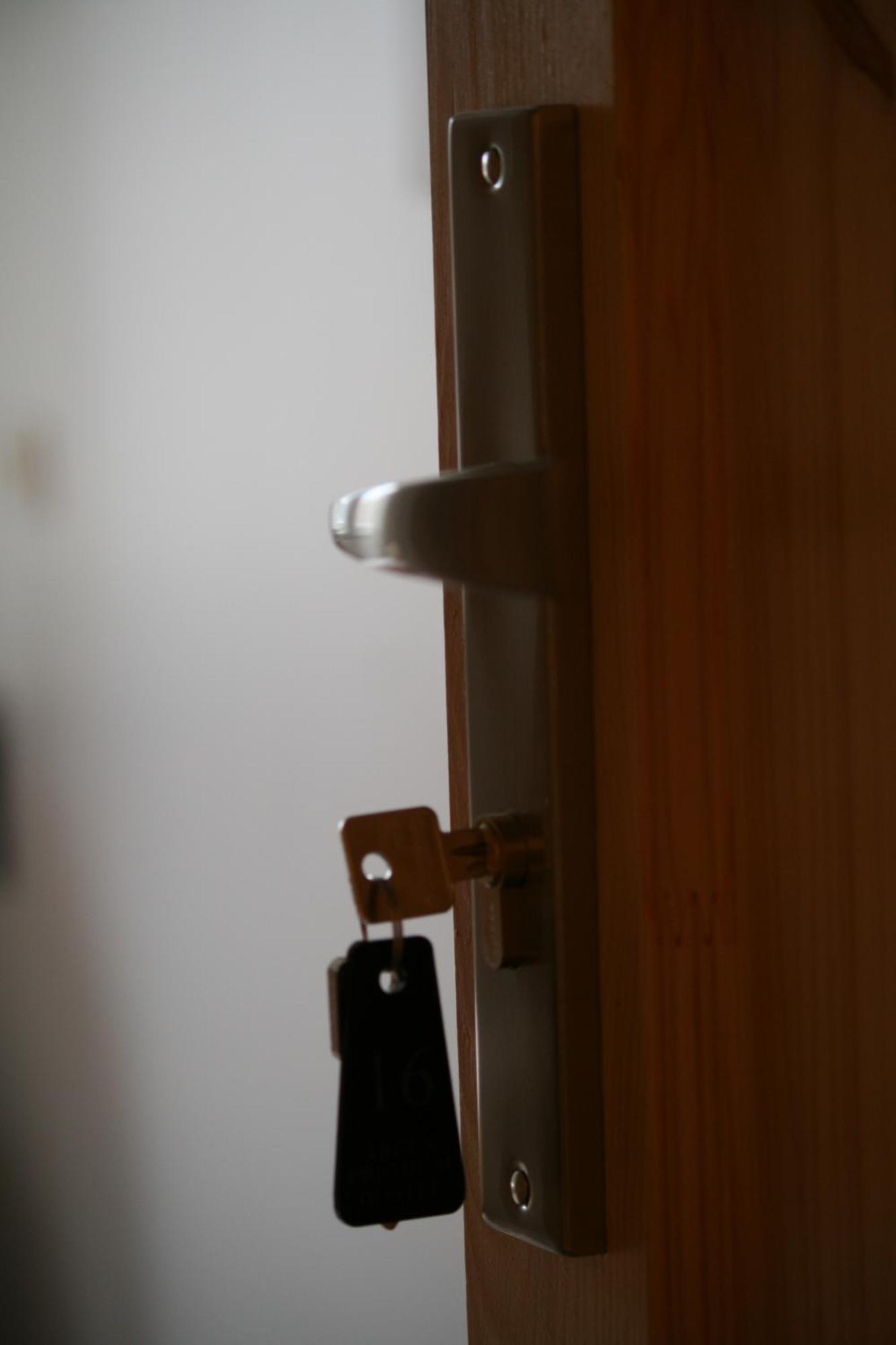 Arcus Premium Hostel Varsó Szoba fotó