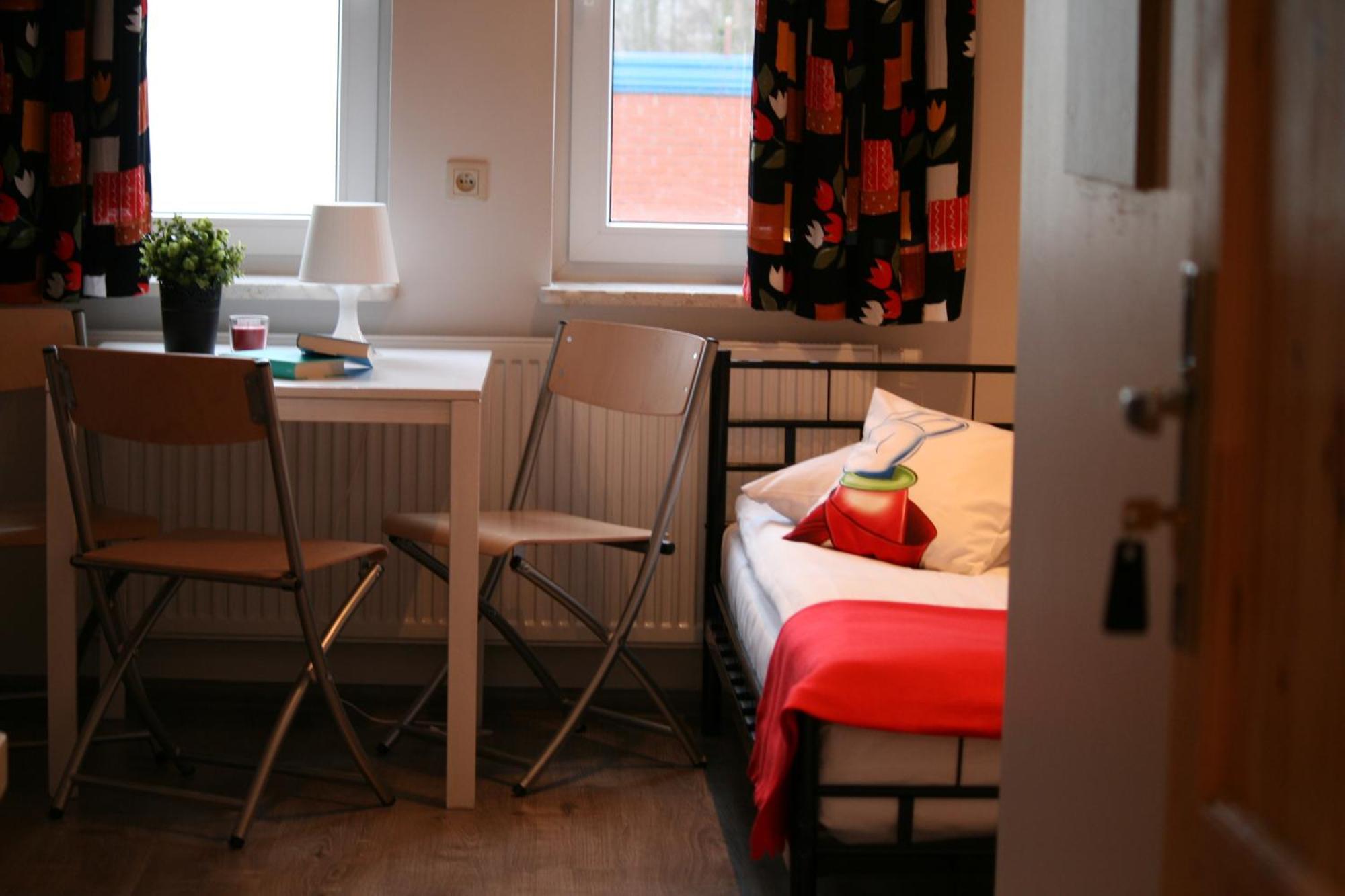 Arcus Premium Hostel Varsó Szoba fotó