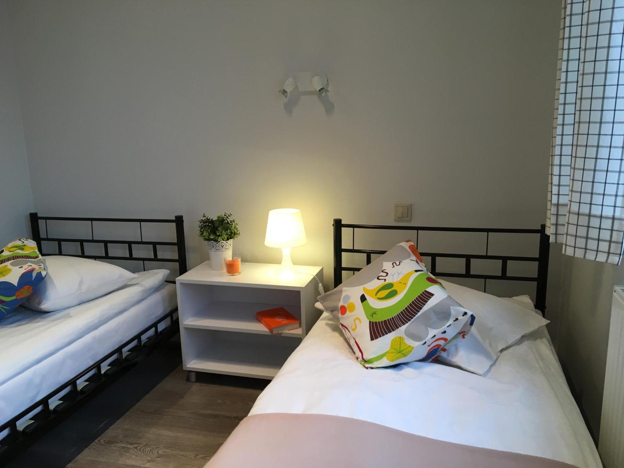 Arcus Premium Hostel Varsó Szoba fotó