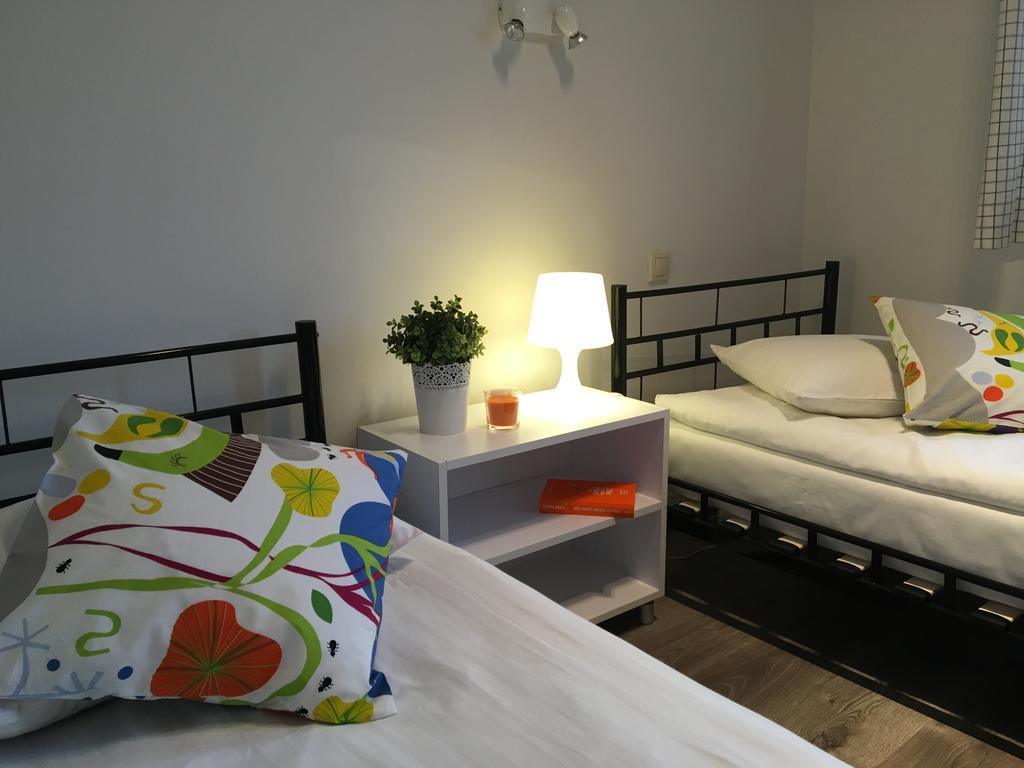 Arcus Premium Hostel Varsó Kültér fotó