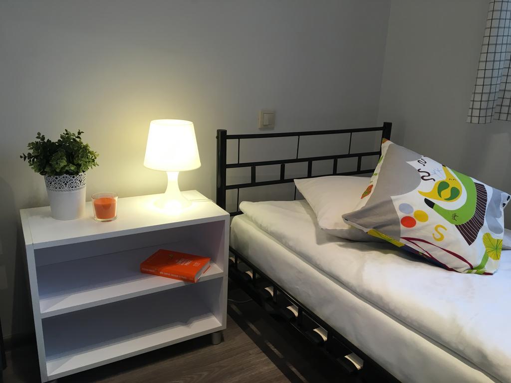 Arcus Premium Hostel Varsó Kültér fotó